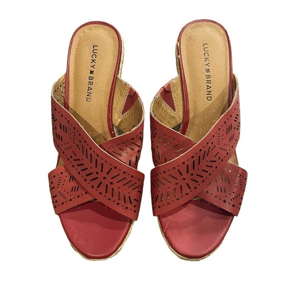 Lucky Brand NWOB Keela Rosewood Open Toe Leather Slip On Wedge Sandals Size 9.5 - Picture 2 of 10